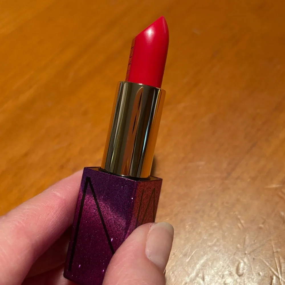 NARS Audacious Lipstick Carmen